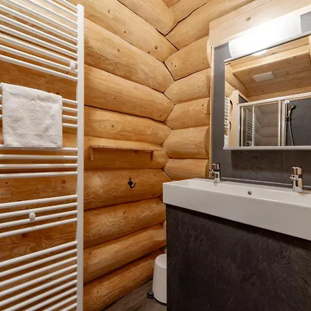 2b Chalet