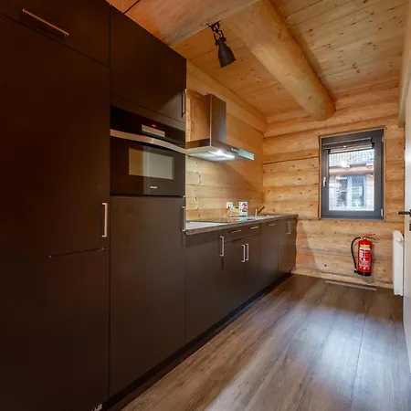 2b Chalet *