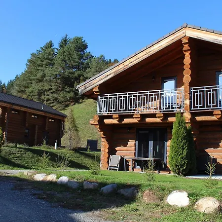 2b Chalet *